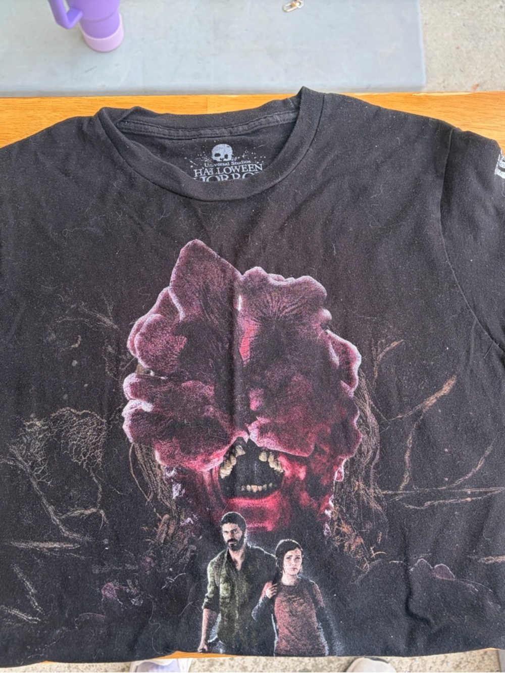 2023 Universal Studios Halloween Horror Black Graphic Tee The Last Of Us